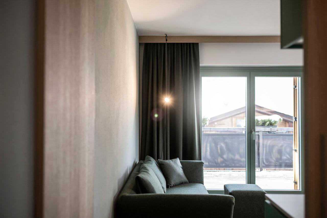 Paramount Alma Suites Sexten ภายนอก รูปภาพ